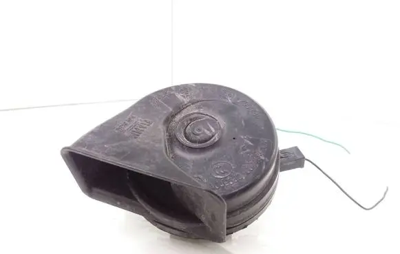 Nissan Pulsar Horn signal 256103zl0b