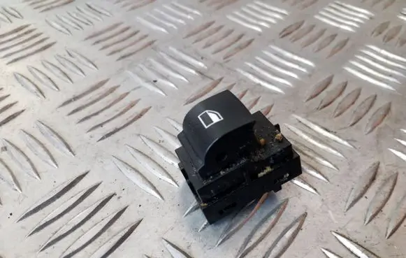 BMW 1 F20 F21 Electric window control switch 9208107