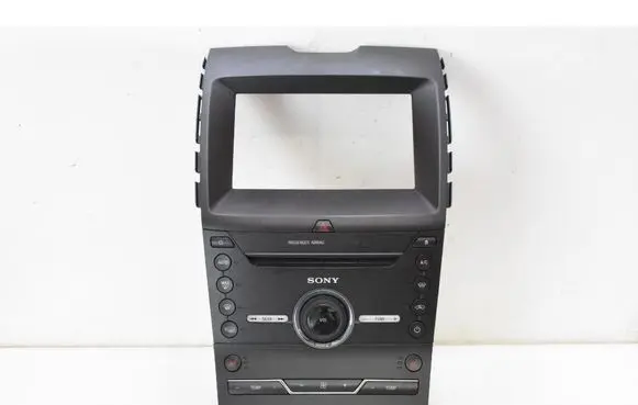 Ford S-MAX Radio/CD/DVD/GPS head unit EM2T18E245AWD