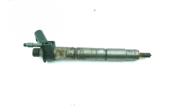 Fuel injector