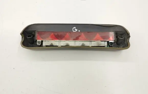 Ford Mondeo MK II Third/center stoplight 87BG13N408CE