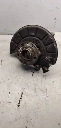 Seat Alhambra (Mk2) Front wheel hub