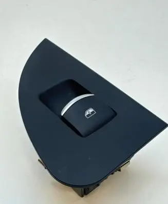Alfa Romeo Giulia Electric window control switch 01561075620 01561169060