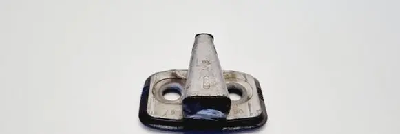Audi A4 S4 B5 8D Front door lock loop/hook striker 