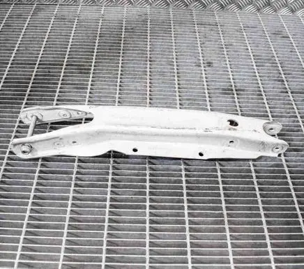 Mercedes-Benz GLA W156 Rear upper control arm/wishbone A2473523700