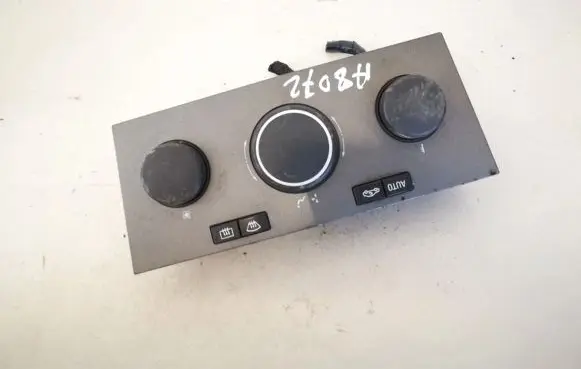 Opel Zafira B Climate control unit 13168100