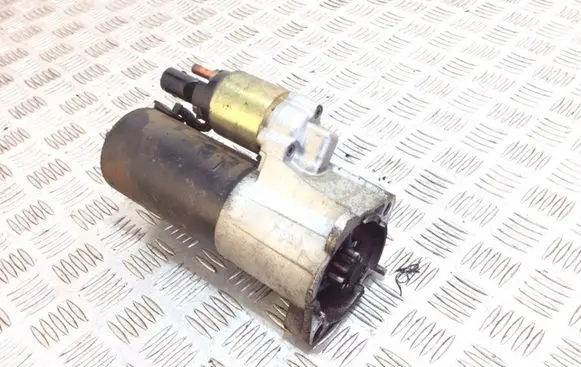 Audi A4 S4 B7 8E 8H Starter motor