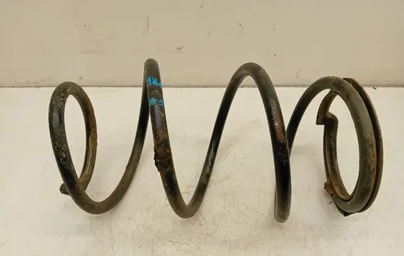 BMW 5 E39 Front coil spring 