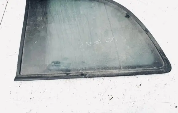 Opel Zafira A Rear side window