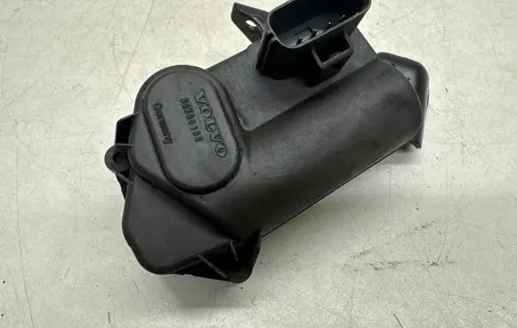 Volvo XC70 Intake manifold valve actuator/motor 30756100