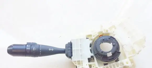 Mitsubishi Colt Indicator stalk 17e018