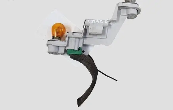 Volvo V50 Tail light bulb cover holder 28127002