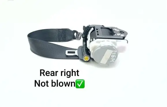 Porsche Macan (95B) Rear seatbelt 95B857805C