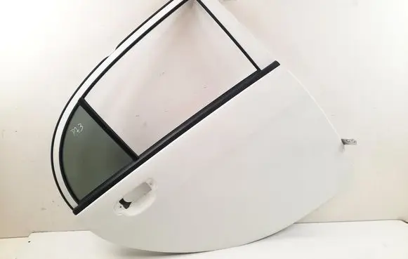 Peugeot iOn Rear door