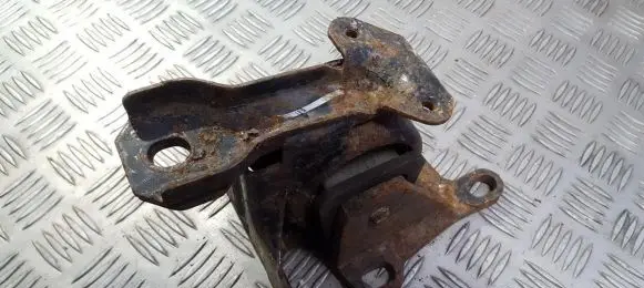 Ford Mondeo MK II Engine mount bracket 93BB7M125BC 93BB-7M125-BC