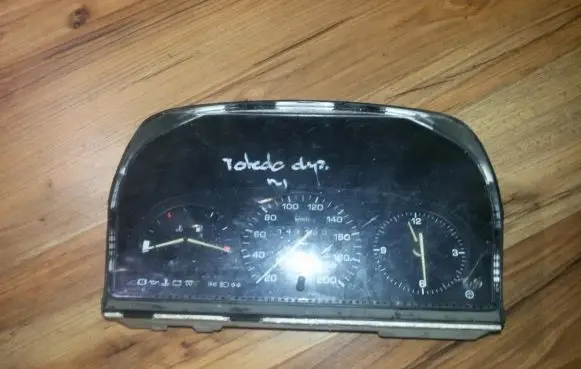 Seat Toledo I (1L) Speedometer (instrument cluster) 81117648 1h0919033b