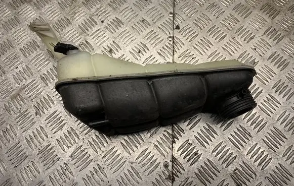 Mercedes-Benz E W210 Coolant expansion tank/reservoir 2105000549