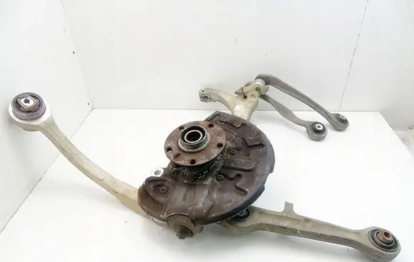 Audi A4 S4 B6 8E 8H Front wheel hub spindle knuckle AUA4B6ZPPZR