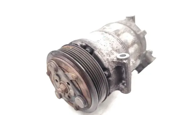 Opel Insignia A Air conditioning (A/C) compressor (pump) 22861236 P22861236