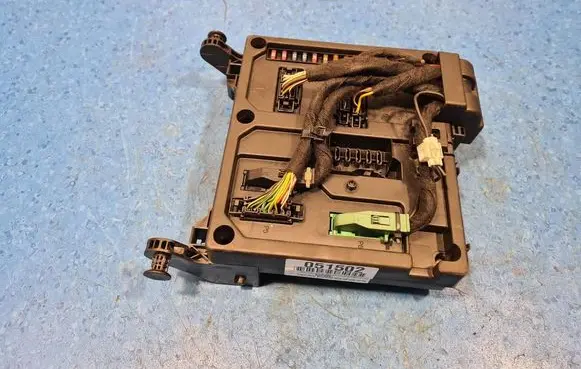 Volkswagen Sharan Fuse box set 7m3962258AD