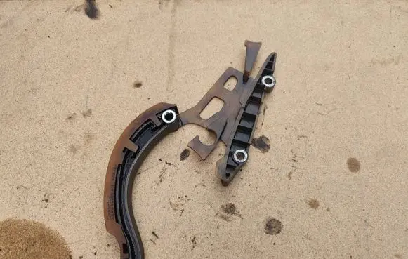 Ford Focus Slide rail for timing chain Xs4q6p250 Xs4q6l266ag