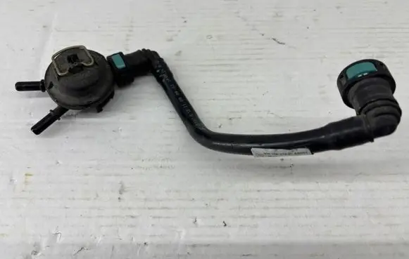 Porsche Panamera (970) Engine coolant pipe/hose 97010631201