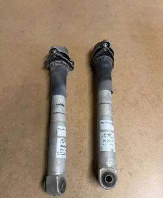 BMW 5 E39 Rear shock absorber/damper 33521094057 311050 311952