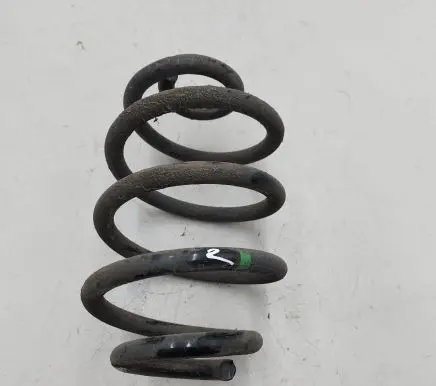 Nissan Leaf II (ZE1) Rear coil spring
