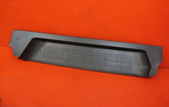 Peugeot Expert Rear sill trim cover 9808681377