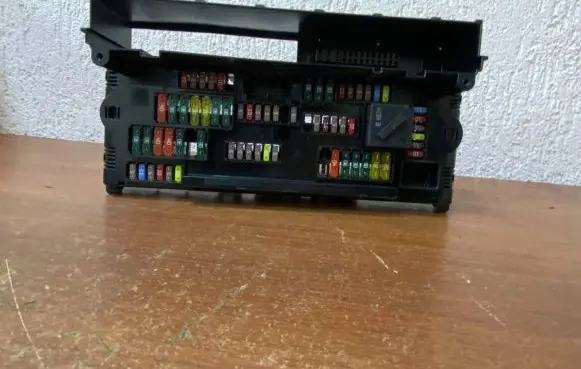 KIA Niro Fuse box set 925281501 1004