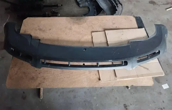 Volkswagen PASSAT B5.5 Front bumper lip 3B0805903E