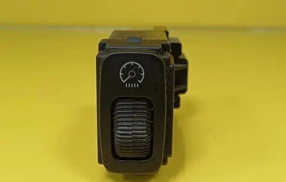 Mitsubishi Outlander Panel lighting control switch 