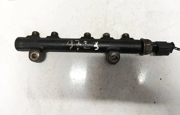 Fuel main line pipe