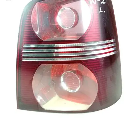 Volkswagen Touran I Rear/tail lights 1T0945096J 1T0945112G