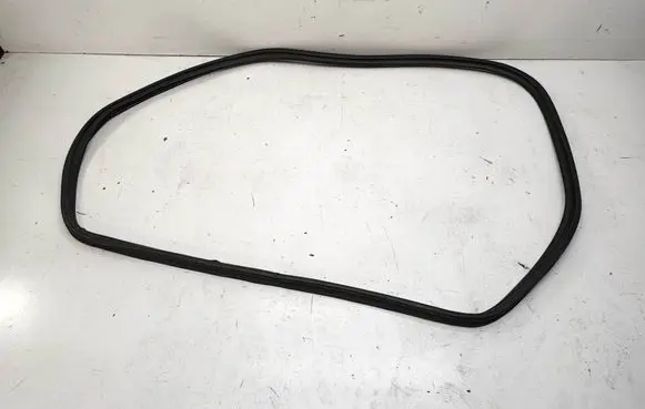 Jeep Grand Cherokee Trunk rubber seal (body) 