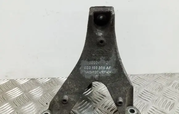 Audi A4 S4 B6 8E 8H Engine mounting bracket 8E0199308AF
