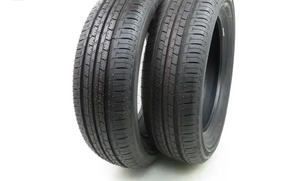 Volkswagen Golf V R16 summer tire 