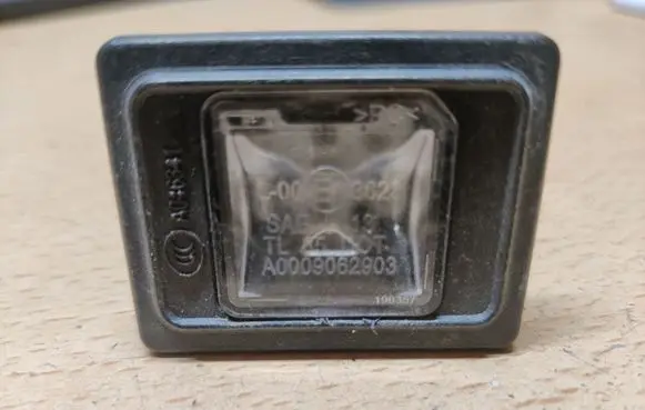 Mercedes-Benz GLA W156 Number plate light A0009062903