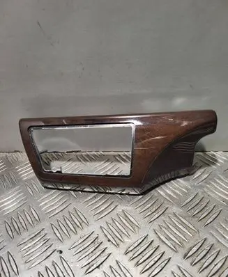 Dashboard trim