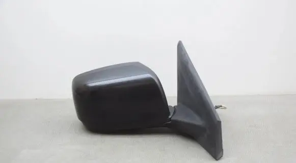 Nissan Rogue Front door electric wing mirror