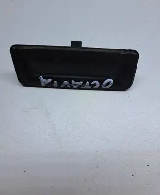 Skoda Octavia Mk2 (1Z) Tailgate/trunk/boot exterior handle 1Z0827575