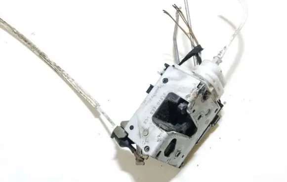 Audi A4 S4 B5 8D Front door lock 8d1837015f