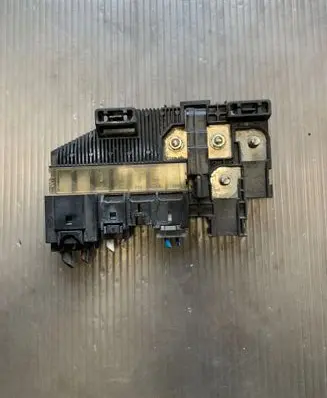 Suzuki Grand Vitara II Positive cable (battery) 