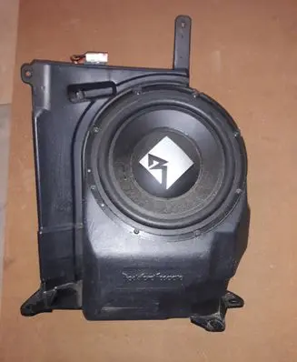 Mitsubishi Outlander Subwoofer speaker 8720A141