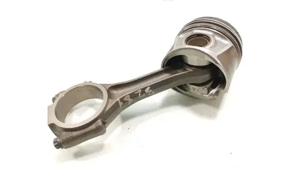 Audi A6 S6 C6 4F Piston with connecting rod 