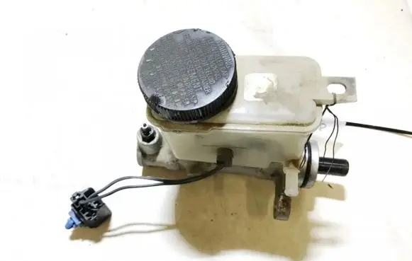 Mazda 323 Master brake cylinder
