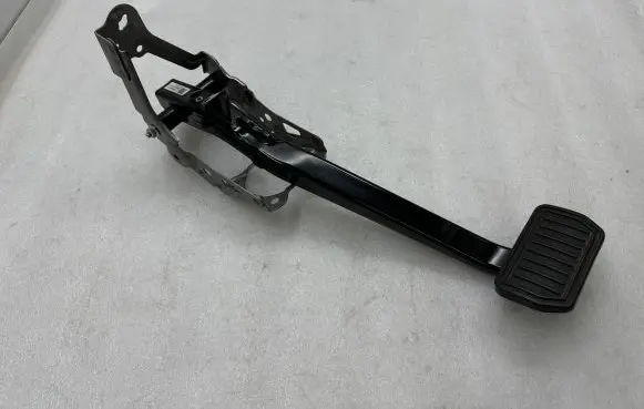 Tesla Model X Brake pedal 102769100B 1709080043