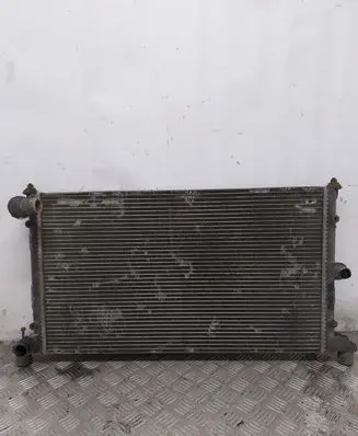 Volkswagen Sharan Coolant radiator 7M3121253B