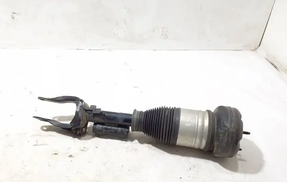 Mercedes-Benz GLE W167 Front shock absorber/damper A1673203113