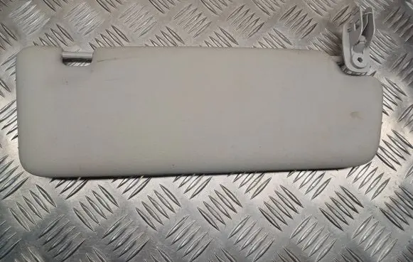 Audi A4 S4 B7 8E 8H Sun visor 8E0857551